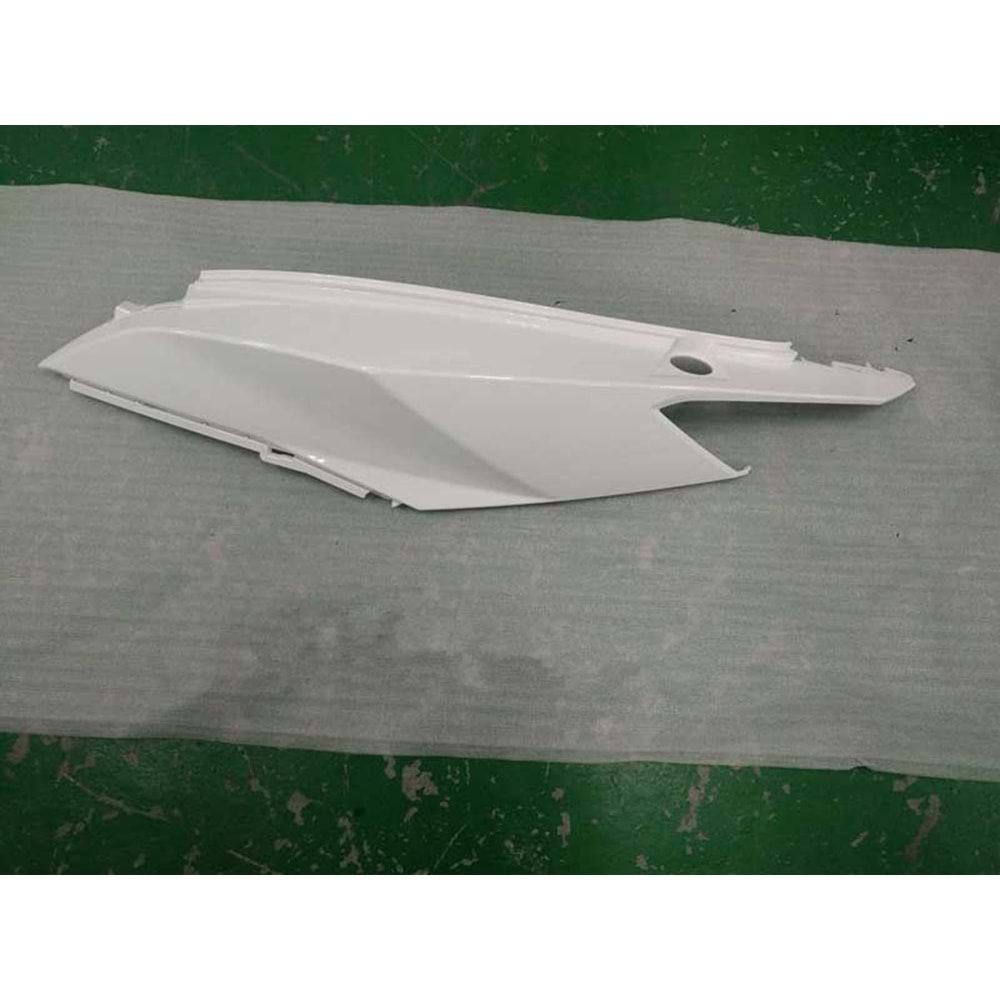 SYM JET 14 200- JET 14 125 ARKA SOL PANEL BEYAZ 83600-X8A-000-WA
