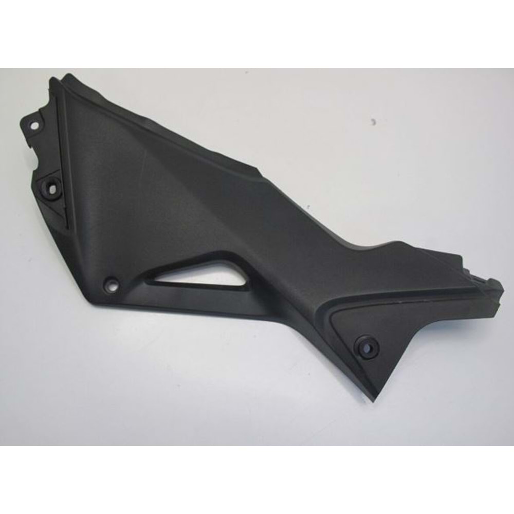 HONDA CBR 125 11-16 SAĞ YAN KAPAK 83510-KPP-T00