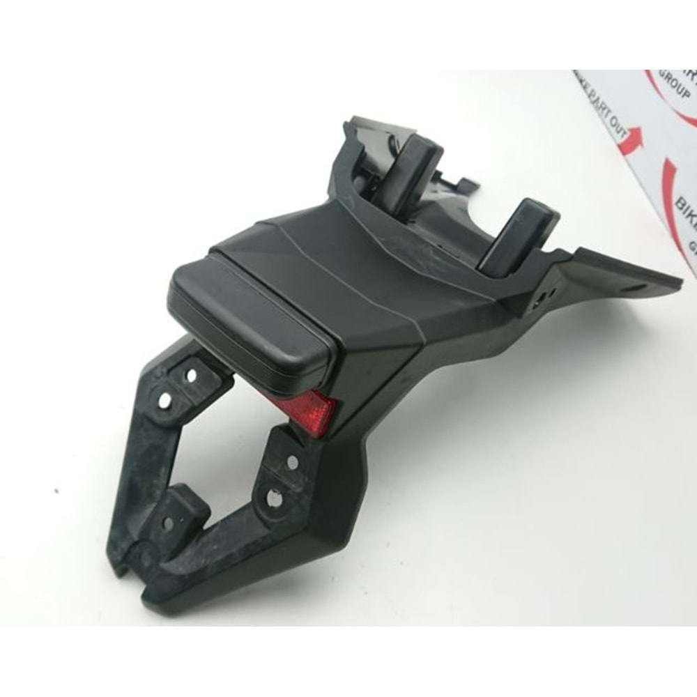 BMW F750 F800 F850 ARKA ÇAMURLUK SIFIR ORJİNAL (46628564642)