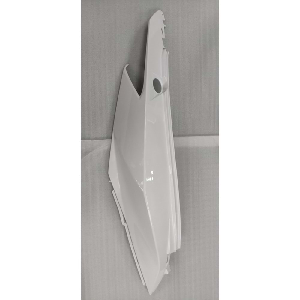 SYM JET 14 125 - JET 14 200 ARKA SAĞ BEYAZ PANEL 83500-X8A-000-WA