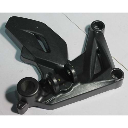 BAJAJ PULSAR NS150 NS160 NS200 RS200 KOYU GRİ SAĞ SÜRÜCÜ BASAMAK DEMİRİ 56JL5F1Y