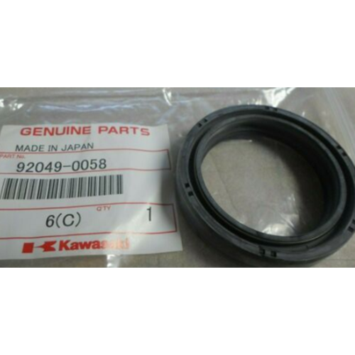 KAWASAKİ VN 900 ÖN AMORTİSÖR YAĞ KEÇESİ 92049-0058 ( ADET)