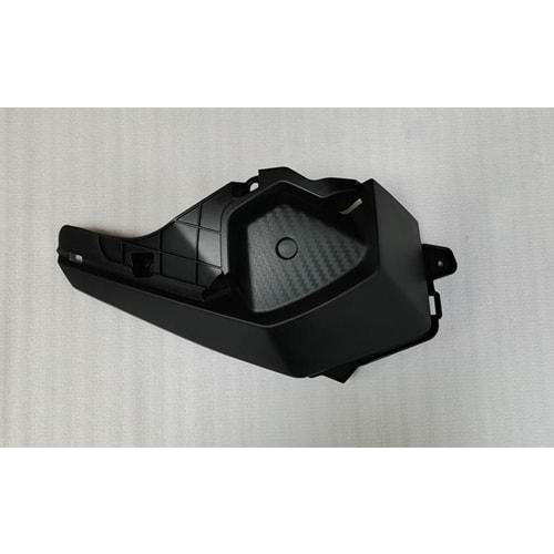 SYM ADX 125 ABS E5 ÖN SAĞ KAPAK 64308-ZHA-000
