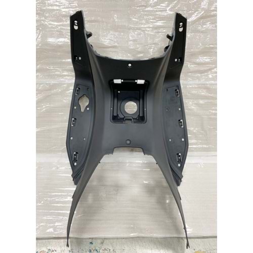 SYM JOYMAX Z PLUS 250 AYAK BASMA TABAN PANEL 64310-L9M-008
