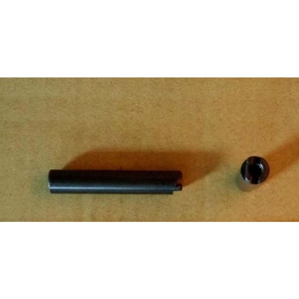 SYM HD 200 (KARBÜRATÖRLÜ) Emme / Egzost Piyano Mili - ADET FİYATIDIR 14451-H6B-000