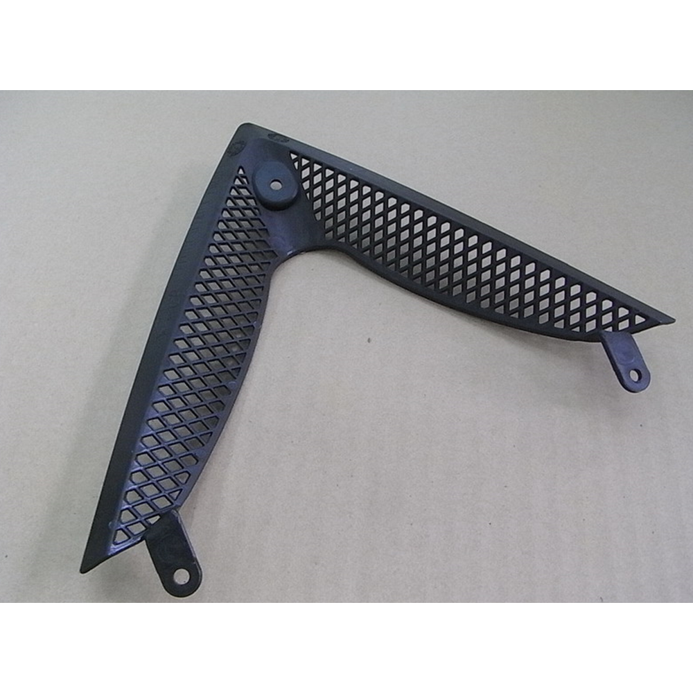 SYM VS 125 Far Üstü Izgara Dekor Kapak 64303-VS1-000