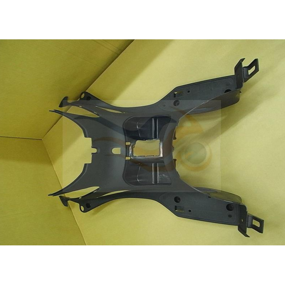 SYM GTS 250 İE EVO Panel Ayak Basma 64310-HMA-020-KA