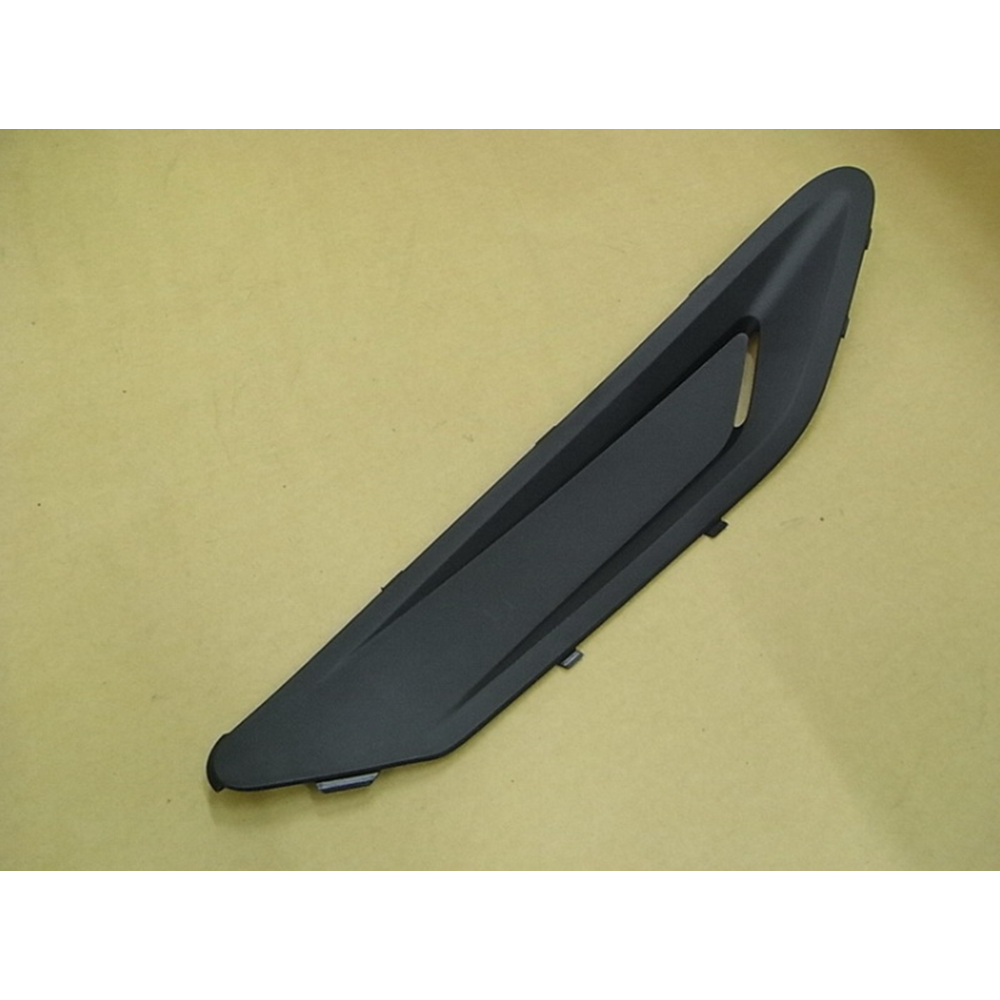 SYM GTS 250 İE EVO Panel Orta Sağ Kapak 64313-HMA-000