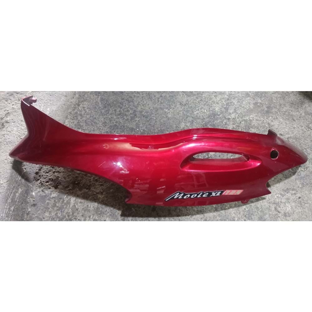 KYMCO MOVİE XL 125 SELE ALTI GRENAJ STİCKERLI SOL KIRMIZI 83600-KHD6-9000