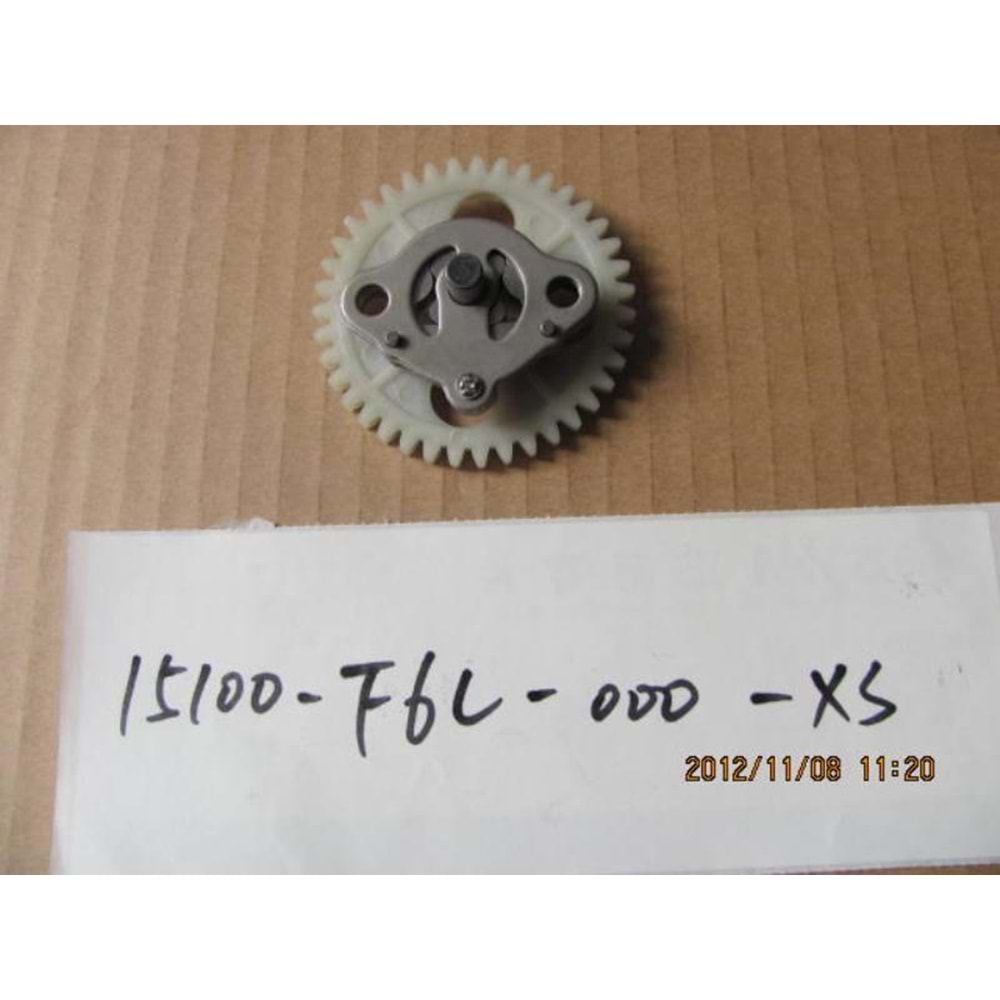 SYM YAĞ POMPASI 15100-F6C-000-XS BİRÇOK MODELE UYUMLU İLETİŞİME GEÇİNİZ