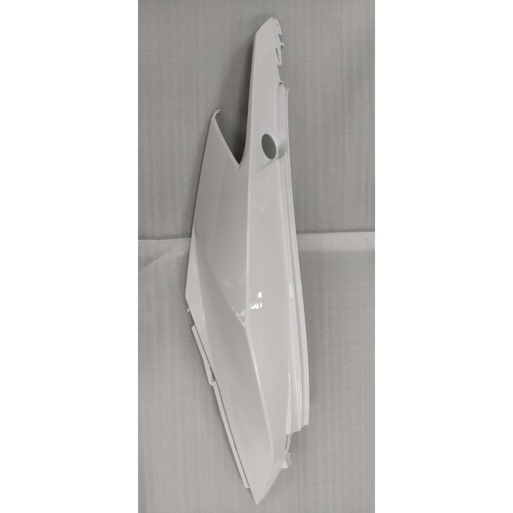 SYM JET 14 125 - JET 14 200 ARKA SAĞ BEYAZ PANEL 83500-X8A-000-WA