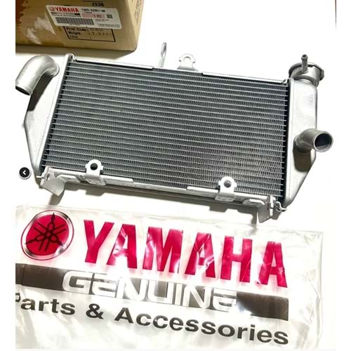 Yamaha R25 Radyatör Orjinal (1WD-E2461-00)