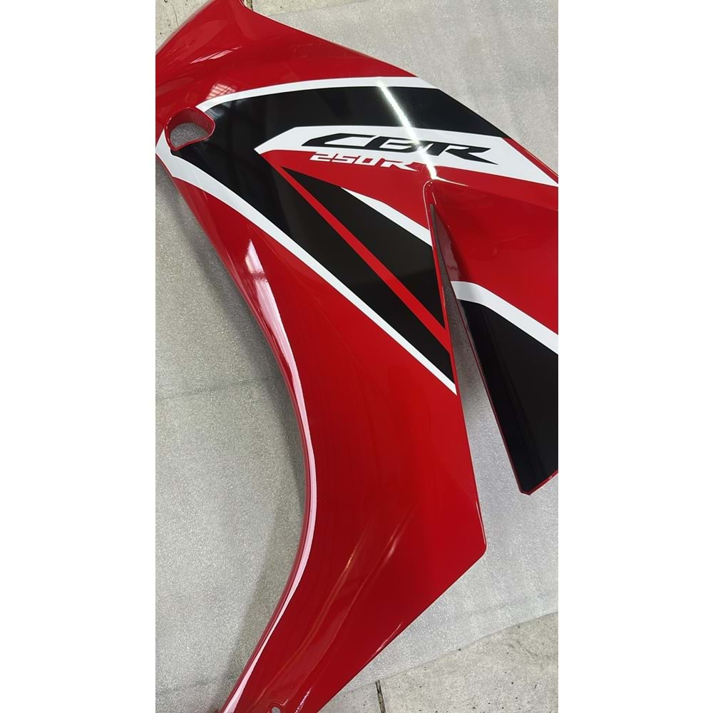 HONDA CBR 250 R 2017 SOL YAN GRENAJ KIRMIZI 64400-K75-S11ZC